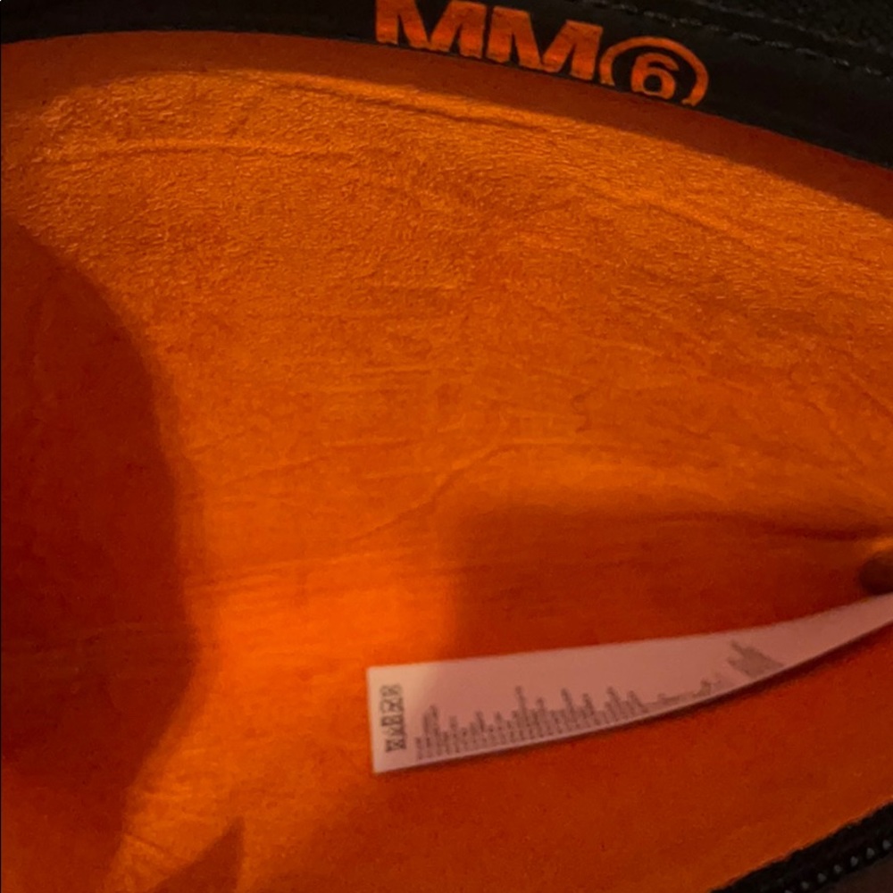 Pouch - Picture 3 of 6